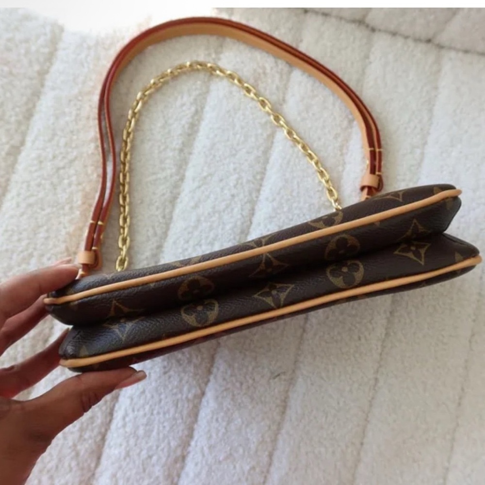 Louis Vuitton Brown Monogram Crossbody Bag with Gold Chain - Picture 5 of 5